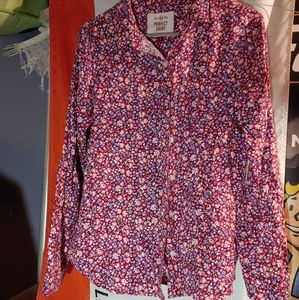 ✨ 2/$20 ✨ SO perfect shirt floral button down